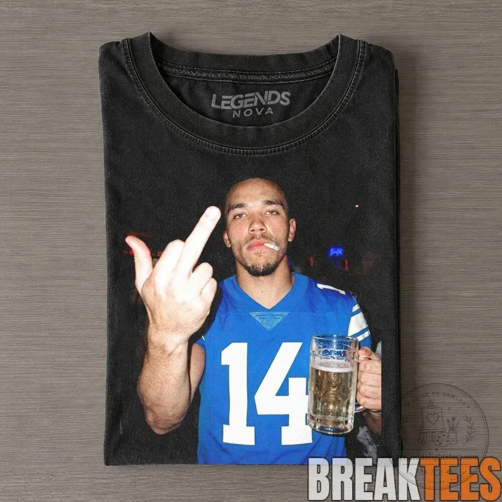 Detroit Lions Amon-Ra St. Brown Middle Finger Drinking Beer T-Shirt